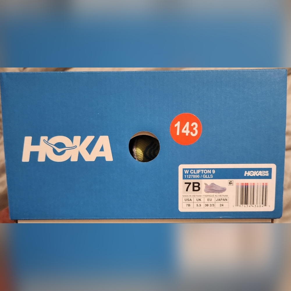 NIB Hoka One Women's Clifton 9 Running Sneakers GLLS Lilac/Ice Color, SZ 7 - Picture 6 of 6